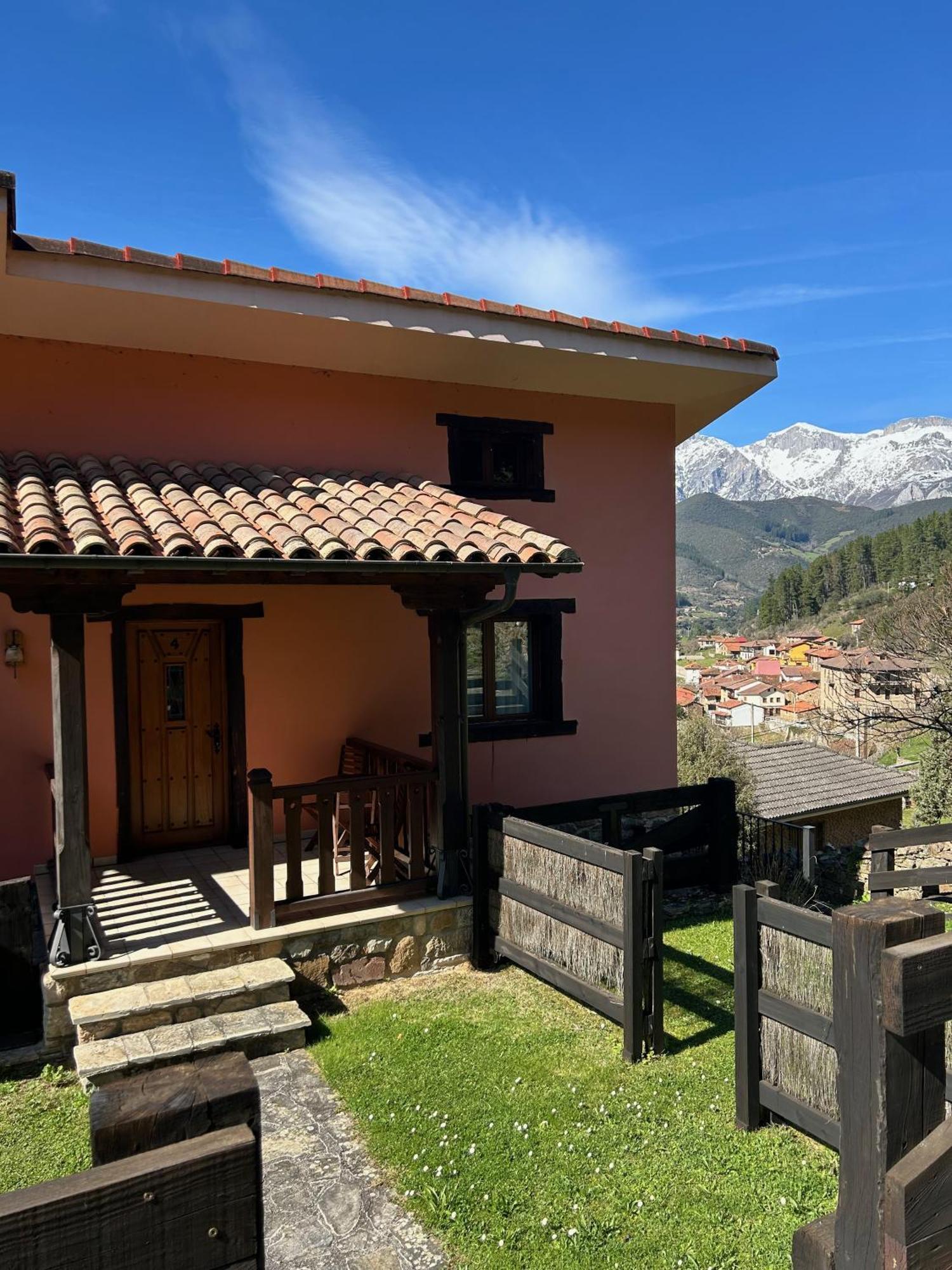 Apartamentos La Montana Frama Exterior photo