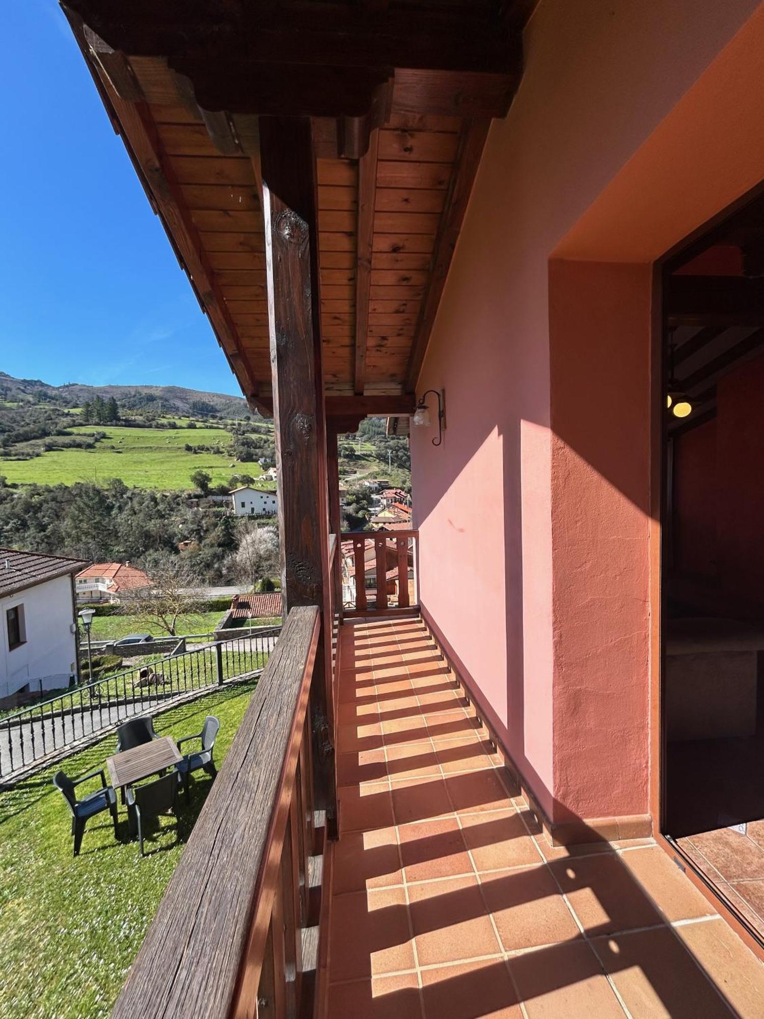 Apartamentos La Montana Frama Exterior photo