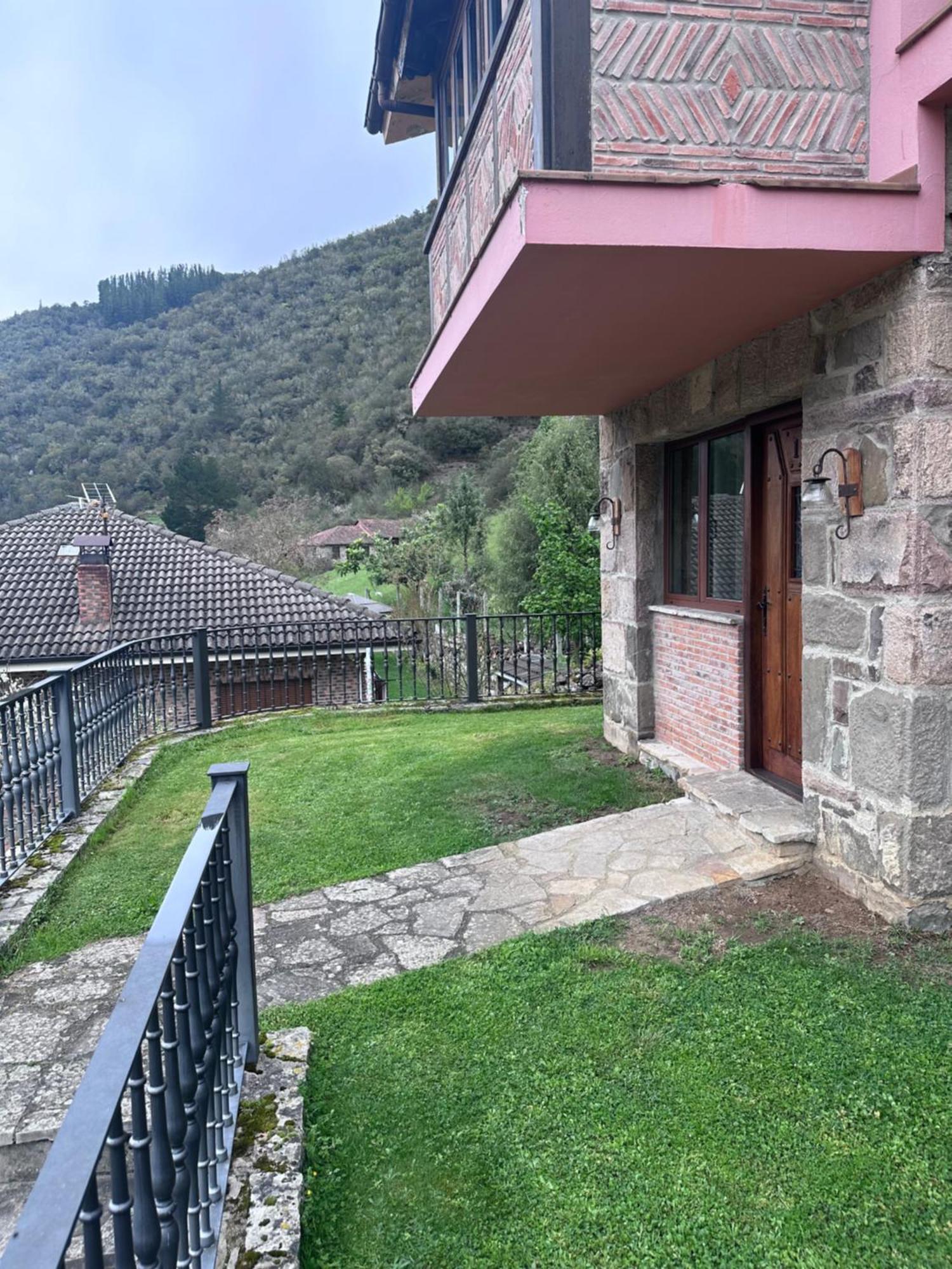 Apartamentos La Montana Frama Exterior photo
