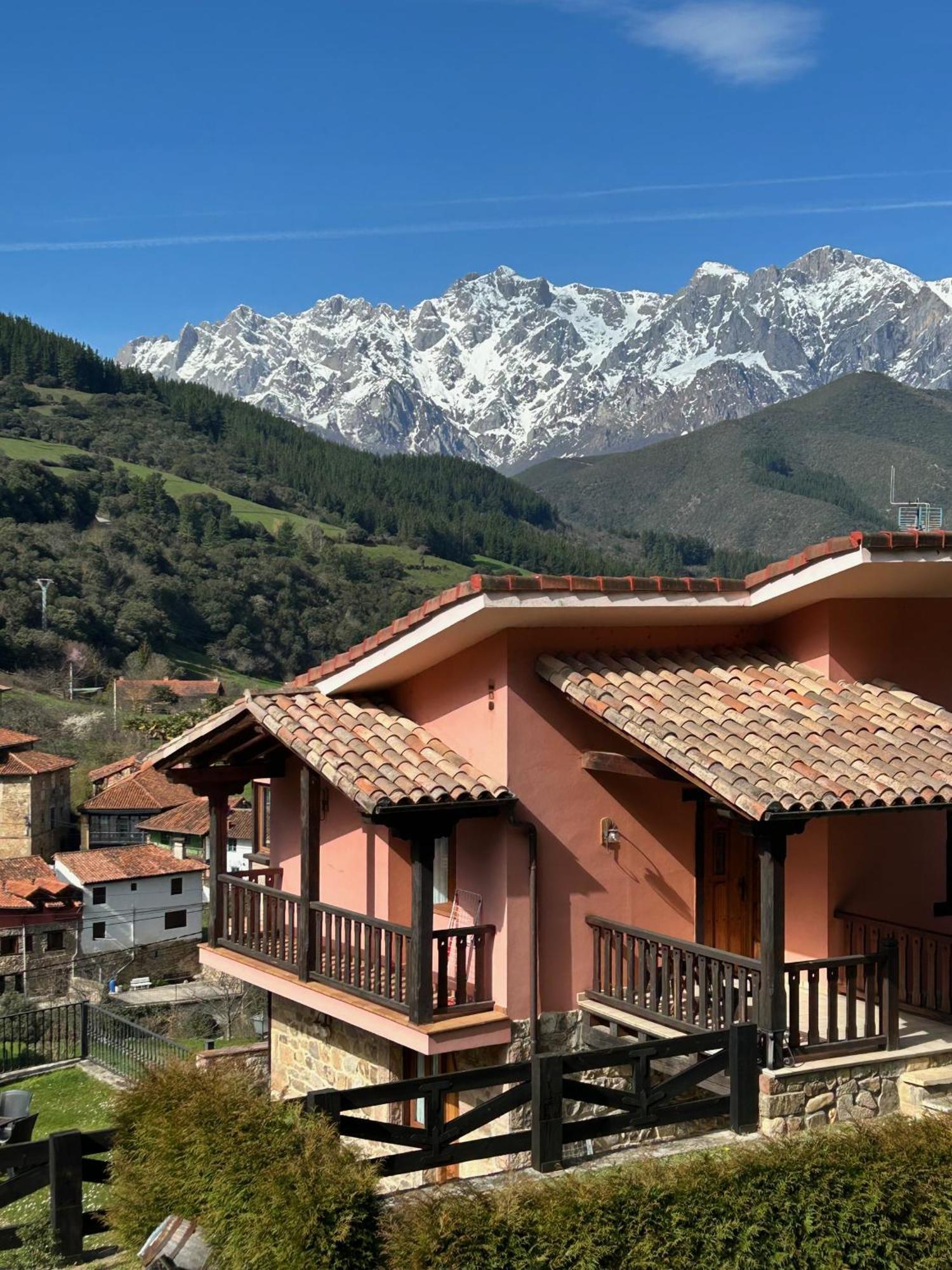 Apartamentos La Montana Frama Exterior photo