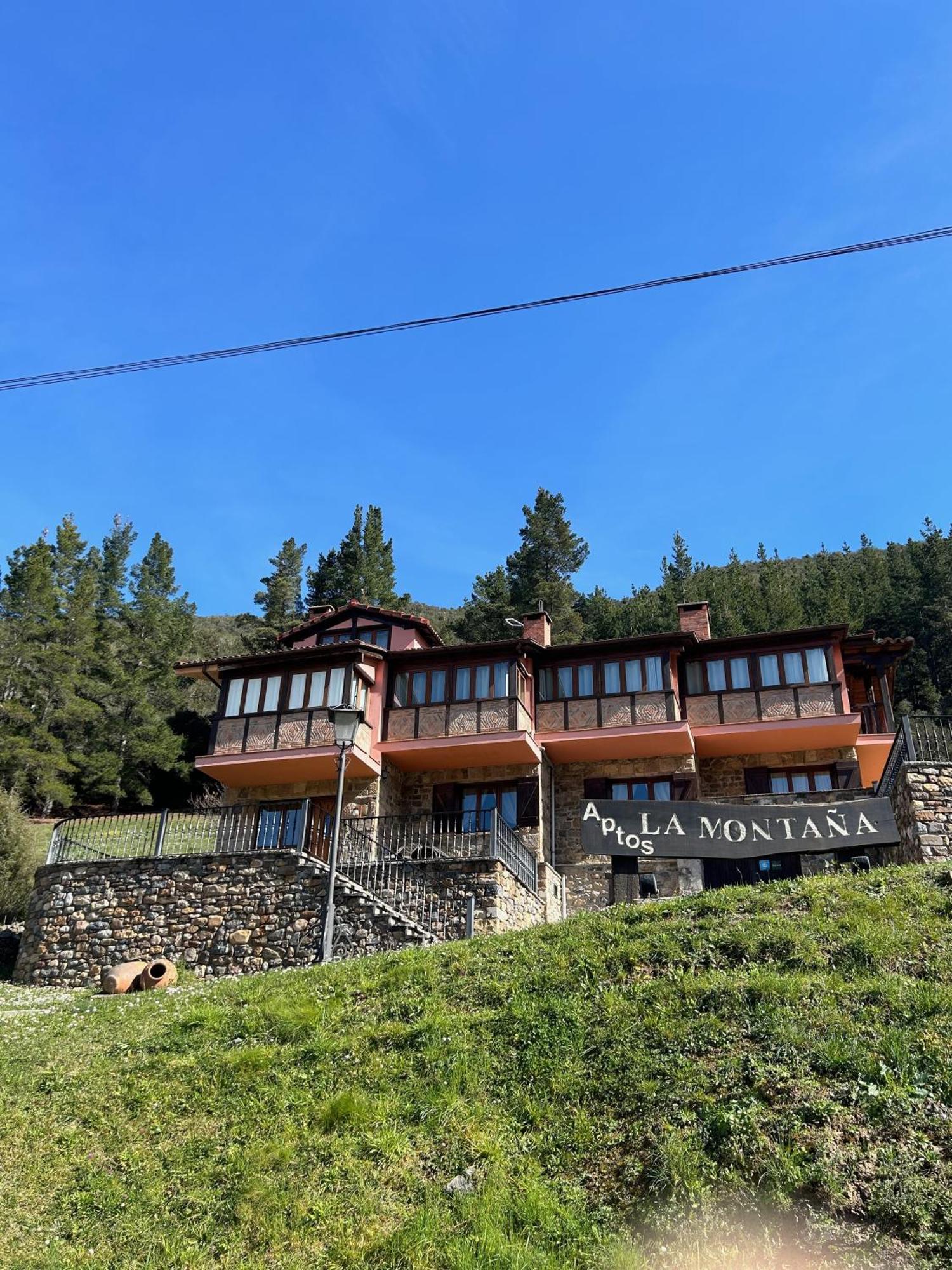 Apartamentos La Montana Frama Exterior photo